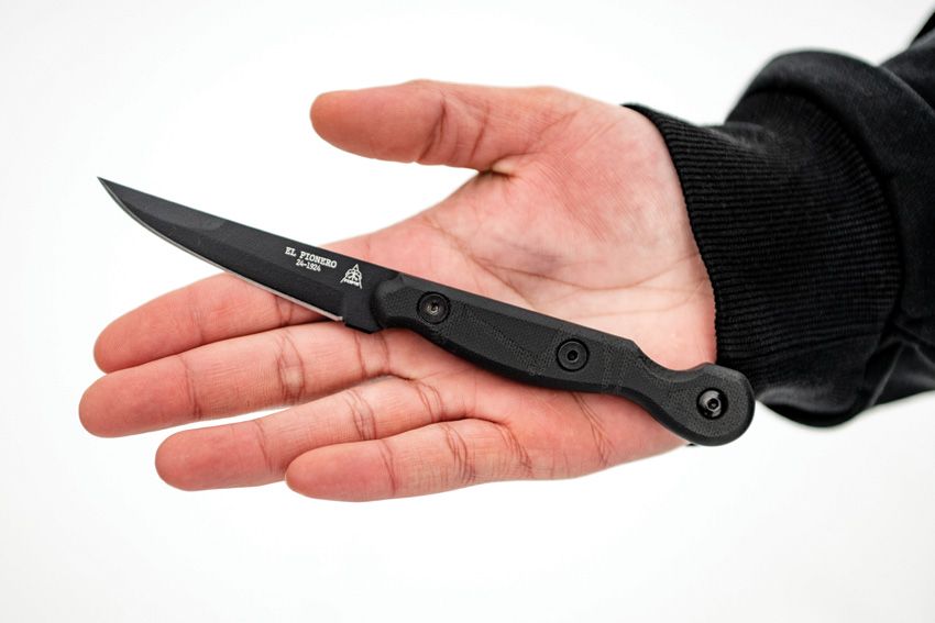 TOPS El Pionero Blackout Edition