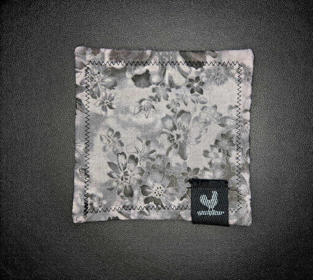 Rooster Ridge Rags Gray and Black Flowers Black Tag